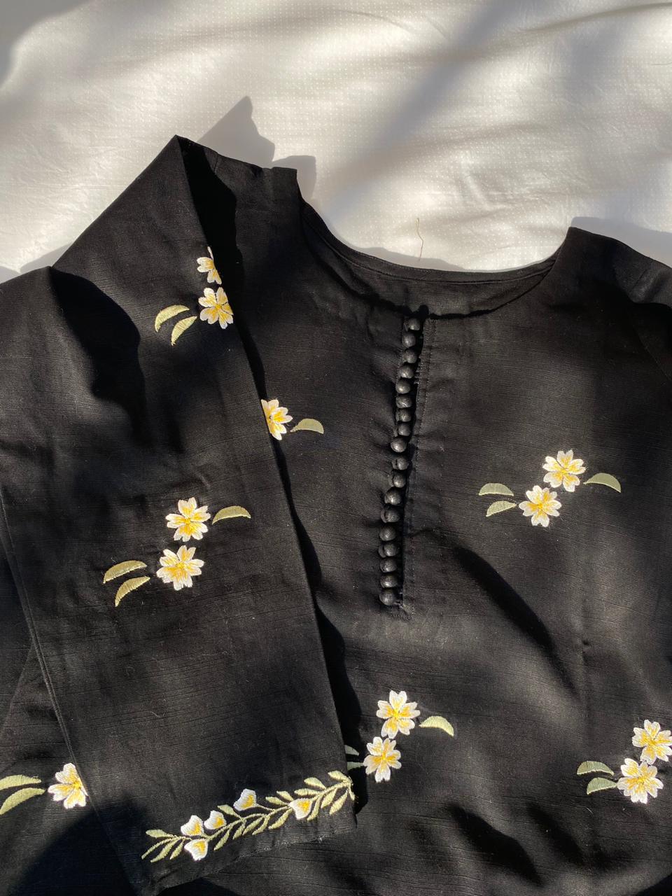 Motiya-2pc stitched